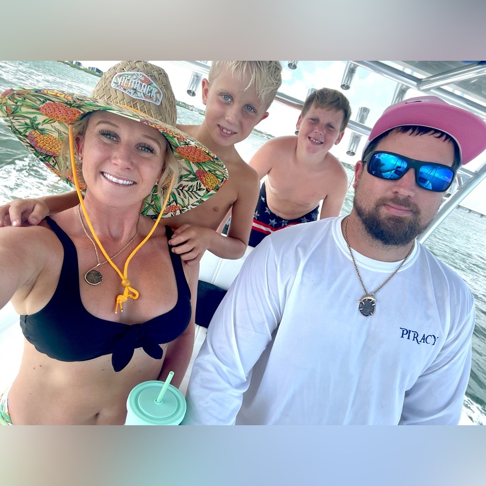 Meet your Posher, Ayla